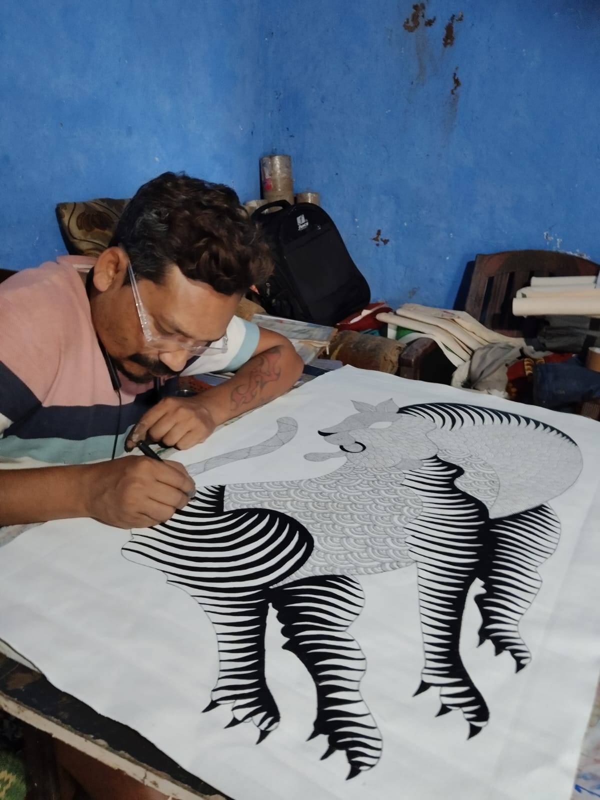 Where stories come to life through paint, lines, and dots.