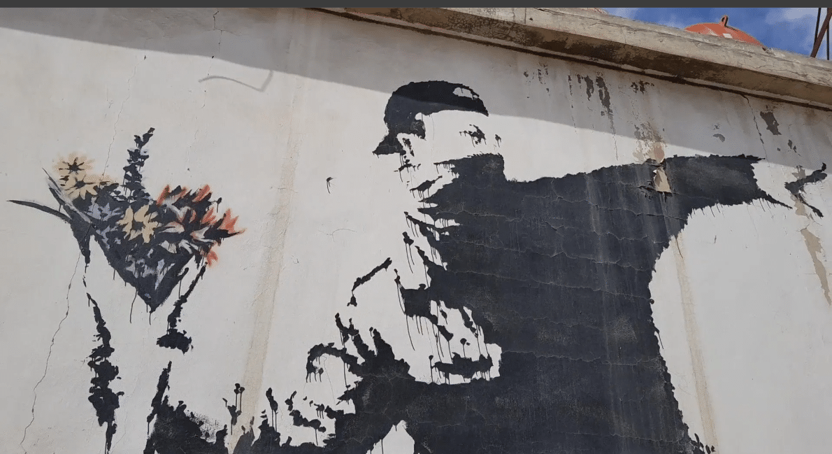 Bansky - Love is in the air