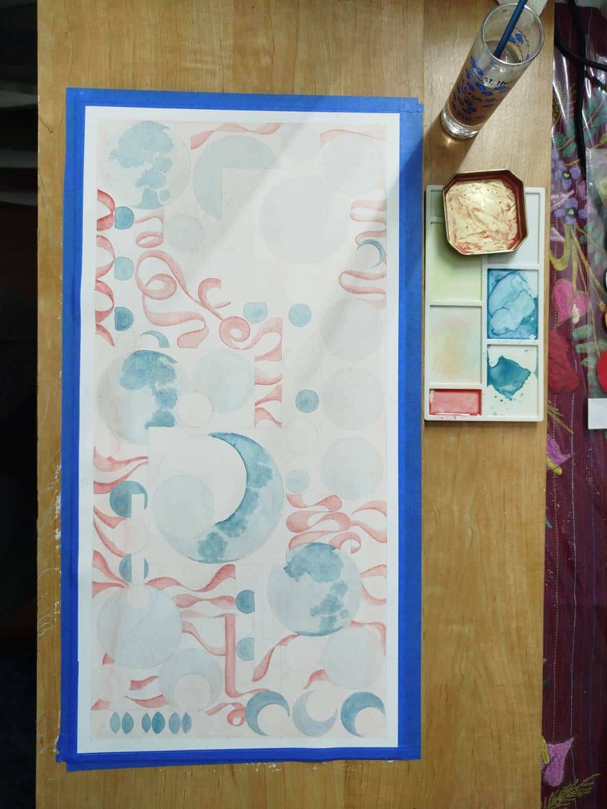 Cubriendo de azul la luna